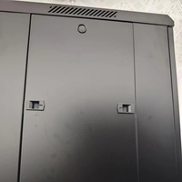 Armoire de serveur à 4 roulettes 16U 18u 22u 26u 32u 36u 42u Armoire de réseau en acier laminé à froid verrouillable de 19 pouces fourniture d'usine
