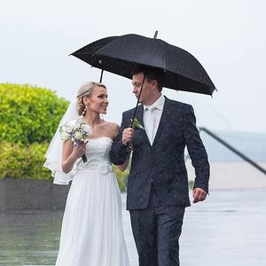 Đám cưới lãng mạn phong cách thanh ô dù lớn Windproof bong bóng mưa ô dù với <span class=keywords><strong>J</strong></span> móc xử lý cho cô dâu chú rể Quà Tặng - Product Image 6