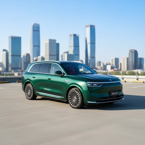 Venta Especial: Vehículo Eléctrico Híbrido AITO M8, Versión de Rango Extendido, Cinco Asientos, Volante a la Izquierda - Product Image 1