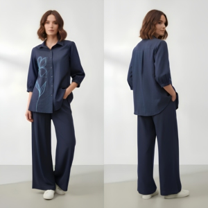 Ensemble chemise brodée bleu marine et pantalon large pour femme, haut à col et manches trois quarts, motif floral, boutons sur le devant, tenue décontractée - Product Image 1