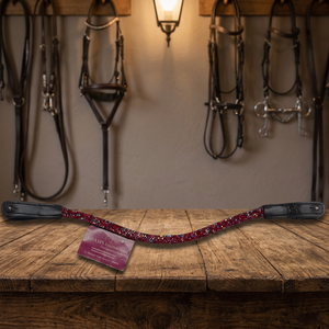 Elegante Diadema de Cuero de Calidad para Caballo con Detalles de Cristal Rojo, Arnés Ecuestre Ajustable, Accesorios para Montar a Caballo - Product Image 2
