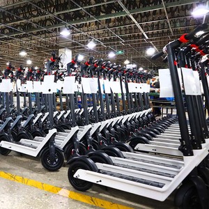 Trottinette pliable prête à être expédiée depuis l'entrepôt UE/États-Unis, 25 km/h, autonomie de 65 km, étanche IP54, puissante, légère, pour adultes, X9 X9 - Product Image 6