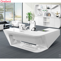 Bureau de patron ergonomique en pierre artificielle de luxe au design italien pour salle Leader