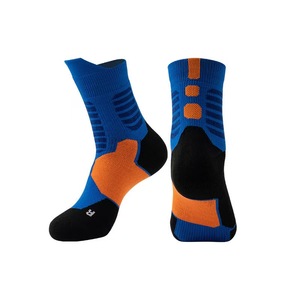 Surtido de colores Jacquard tejido respirar libremente hombres grueso tubo medio poliéster mujeres Jogging correr baloncesto juego Calcetines - Product Image 5