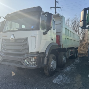 Новый самосвал Sinotruk HOWO 371, тяжелый самосвал 8x4, 12 колес, дизель Евро-2, праворульный, с U-образным кузовом, карьерный самосвал, 30 тонн, леворульный, Weichai - Product Image 3