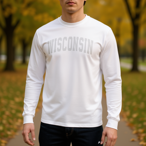 Camiseta de Manga Larga de Algodón Blanco con Cuello Redondo, Estilo Deportivo Unisex para Adultos, Wisconsin - Product Image 3