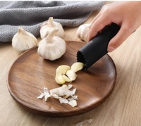 Articles ménagers créatifs, nécessités quotidiennes pratiques pour la cuisine, nécessités quotidiennes pour la maison, éplucheur d'ail en silicone de qualité alimentaire