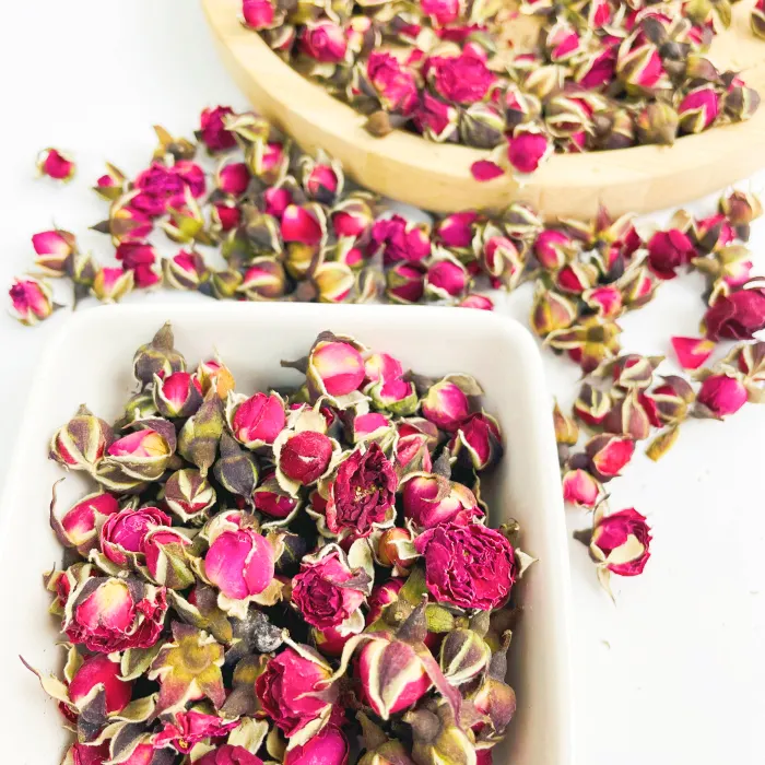 Venta al por mayor de capullos de Rosa dulces, té de rosas con borde dorado seco, bebidas de té de China para hacer té de flores