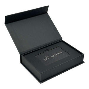 Embalaje <span class=keywords><strong>de</strong></span> cartón personalizado Cierre <span class=keywords><strong>de</strong></span> imán negro Tarjeta VIP Caja <span class=keywords><strong>de</strong></span> regalo Logotipo <span class=keywords><strong>de</strong></span> lámina dorada <span class=keywords><strong>Cajas</strong></span> para tarjetas <span class=keywords><strong>de</strong></span> crédito - Product Image 4