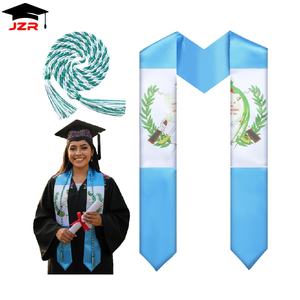 Estola de Graduación Personalizable con Cordones de Honor, en Poliéster Ecológico, Unisex, Artículos Esenciales para la Graduación - Product Image 1