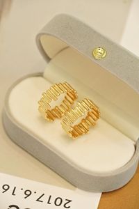 แหวนทองคำแท้ Xinfly18K รุ่น Original สีเหลืองทอง ดีไซน์ทันสมัย - Product Image 3