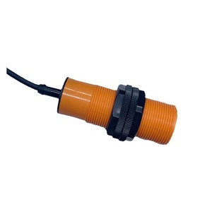 Capteur de proximité capacitif industriel DC10-30V, capteur de commutation à trois fils - Product Image 1