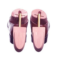 Arbre à chaussures rétractable réglable en bois de cèdre rouge de qualité fabriqué en usine pour maintenir la forme de vos chaussures lot de 2 paires