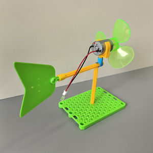 Mini-éolienne F5 avec lumière LED, kit scientifique éducatif pour enfants de 7 à 9 ans, jouet en plastique à assembler manuellement - Product Image 3