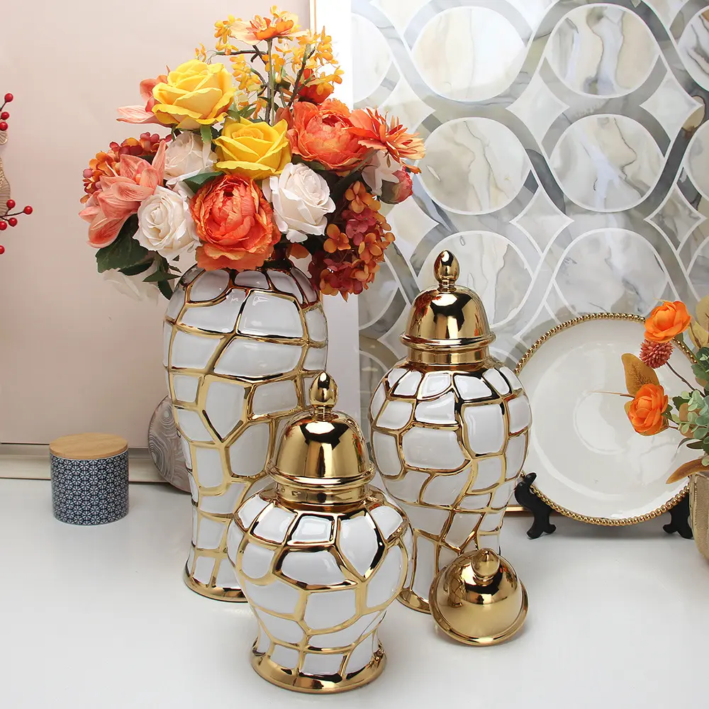 Wholesale Custom Home Hotel Decorative Big Large Crack Design Ceramic White and Gold Ginger Jar Vase