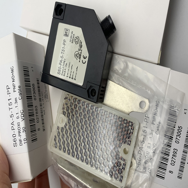 In Stock New Photoelectric Switch Sensor S60-PA-5-W08-PH S60-PA-5-W08-NH Reliable Gold Seller One-year Warranty