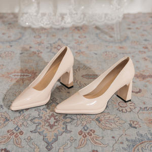 รองเท้าส้นสูงสำหรับผู้หญิง สไตล์มืออาชีพ ใส่ทำงาน ธุรกิจ งานทางการ และใส่ได้ทุกวัน พร้อมส้นรองเท้าที่ใส่สบาย - Product Image 1