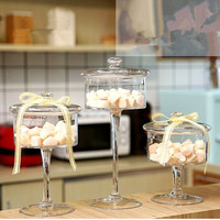 Vente en gros style européen 500ml piédestal en verre fête mariage bonbons Buffet pot verre gâteau dôme