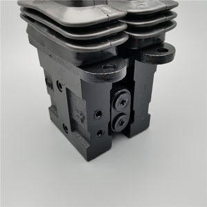 Педальный клапан для экскаваторов Doosan DH60, DH150, DH210, <span class=keywords><strong>DH220</strong></span>, DH258, DH300-<span class=keywords><strong>5</strong></span>, гидравлический клапан управления ходом с ножным управлением, в сборе - Product Image 2