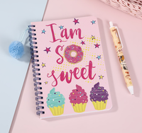 Carnets personnalisés B6 avec couverture en papier imprimé, reliure spirale, pour journalisation et entraînement, avec bande élastique et pendentif pompon