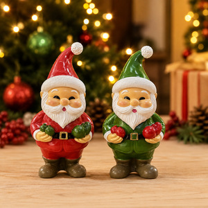 Nueva Figura de Gnomo Navideño de Resina, Adorno de Mesa con Sombrero de Santa Rojo y Verde, Gnomo con Bayas, Decoración Navideña para el Hogar y la Oficina, Regalo - Product Image 1