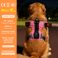 Harnais pour animaux de compagnie Qcool Bright multi-modes à boucle à dégagement rapide, sangle réglable, facile à nettoyer, confortable, ergonomique, pour l'aventure en plein air, avec LED