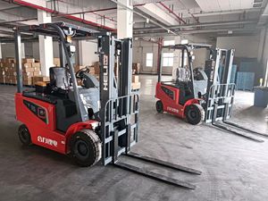 Nueva Carretilla Elevadora Eléctrica Popular de Litio China de Tres <span class=keywords><strong>Torres</strong></span> de 1500-3500kg 5t <span class=keywords><strong>4</strong></span> Metros con Cabina Cerrada CE - Product Image 4