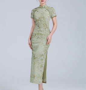 Vendita Calda Abito Qipao Vintage Verde Oliva <span class=keywords><strong>con</strong></span> Motivo Floreale Jacquard, Collo Tradizionale Cinese, Aderente <span class=keywords><strong>con</strong></span> <span class=keywords><strong>Spacco</strong></span> <span class=keywords><strong>Laterale</strong></span> - Product Image 3