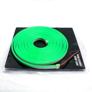 Bande lumineuse <span class=keywords><strong>LED</strong></span> flexible ronde multicolore 6x12mm 12V IP65 étanche à intensité variable <span class=keywords><strong>pour</strong></span> <span class=keywords><strong>aquarium</strong></span> et fête - Product Image 1