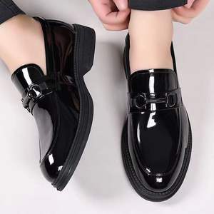 Chaussures en cuir pour hommes, style italien, luxueuses, décontractées et habillées, confortables et douces, de haute qualité, idéales pour les mariages. - Product Image 4