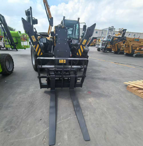 מלגזה טלסקופית XT4018K ממותג מוביל |   יכולת העמסה של 4 טון עם הרמה של 17.55 מטר וטווח של 13.4 מטר, מובילים בתעשייה - Product Image 4