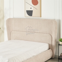 Lit de rangement Queen haut de gamme en tissu rembourré avec vérin à gaz et tête de lit capitonnée extra large pour chambre à coucher