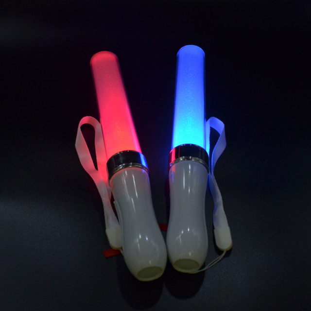 2024 Event and Concert Plated 25cm 3*AAA Batteries Powered Wholesale OEM Concert Promotional 15 Colors Flashing LED Light Stick