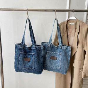 Sac fourre-tout en toile pour la vie quotidienne, grande capacité, en jean, pliable, avec logo personnalisé – Vente directe usine - Product Image 4