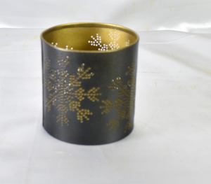 เชิงเทียนโลหะเคลือบผงสำเร็จรูปรูปทรงกลมสีดำเคลือบทองด้านใน - Product Image 1