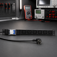 SYNSTRO IEC C13 PDU 1U 19 pouces 8 prises 16A avec protection contre les surtensions pour centre de données en alliage d'aluminium