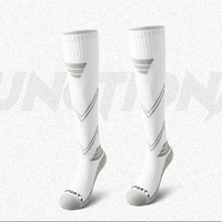 Chaussettes de football longues rembourrées professionnelles en gros, tricotées pour l'automne, pour adultes, antibactériennes, respirantes, sportives, mi-manches, de qualité supérieure