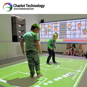 Bambini proiettore pavimento interattivo sistema di gioco con diversi giochi gratis per i bambini centro di gioco.