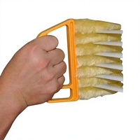 Brosse de nettoyage manuelle en plastique écologique à 7 lames pour le nettoyage des fenêtres et des stores domestiques