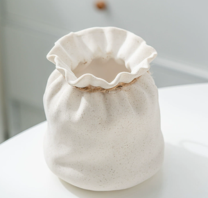 Jarrón de Cerámica Creativo de Estilo Europeo con Forma de Saco, Decoración Moderna para Sala de Estar, Flor Artificial con Cuerda para Boda - Product Image 2