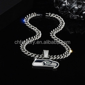 Nuevo Colgante de los Seattle Seahawks, Cadena Cubana de Aleación con Diamantes, <span class=keywords><strong>Accesorios</strong></span> de Moda Hip Hop, Venta al <span class=keywords><strong>Por</strong></span> Mayor - Product Image 1