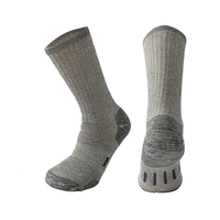 Chaussettes d'hiver en laine mérinos chaudes, respirantes et rembourrées pour la randonnée en plein air et le travail