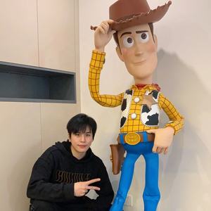 Resina de tamaño real y FRP para interior/exterior, decoración navideña, modelo de Anime, figura de acción/figurita artesanal para decoración del hogar - Product Image 4