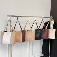 Sac fourre-tout classique élégant noir uni avec boucle et poignée, idéal pour le quotidien, le travail, le shopping, les voyages et comme cadeau pour femme.