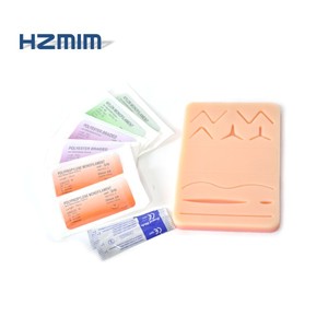 Coussinet <span class=keywords><strong>de</strong></span> <span class=keywords><strong>formation</strong></span> <span class=keywords><strong>de</strong></span> suture en silicone grande <span class=keywords><strong>aide</strong></span> à la <span class=keywords><strong>formation</strong></span> d'infirmière imprimée par plaie - Product Image 2