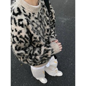 Maglione Invernale da Uomo Stile Americano Retrò Trendy con Stampa <span class=keywords><strong>Leopardata</strong></span>, Girocollo, Vestibilità Ampia, Caldo, in <span class=keywords><strong>Maglia</strong></span> di Poliestere - Product Image 3