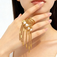 Goldener Perlen-Quastenring, extravaganter Statement-Quasten-Offenring, goldener Edelstahl-Fransen-Hänge-Ring mit breitem Band, Geschenk für Sie
