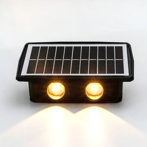 Lumières de sécurité extérieures pour jardin arrière-cour étanche IP65 sans fil sensible à la mise en marche automatique de la lumière capteur de nuit lampe murale solaire à LED - Product Image 1