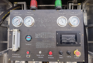 Camión de Reabastecimiento de Combustible Usado, Especializado para Aviación Civil, 25t 6x4, Camión de Reabastecimiento de Combustible para Aeronaves, Tanque de Aleación de Aluminio - Product Image 4