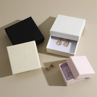 Boîte à bijoux en carton rigide avec couvercle et base, personnalisable avec logo, pour cadeau de demoiselle d'honneur, emballage de bijoux de fiançailles, vente en gros